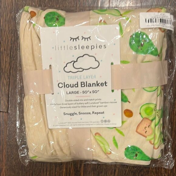 Little Sleepies Avocado Toast Cloud Blanket - Picture 1 of 8
